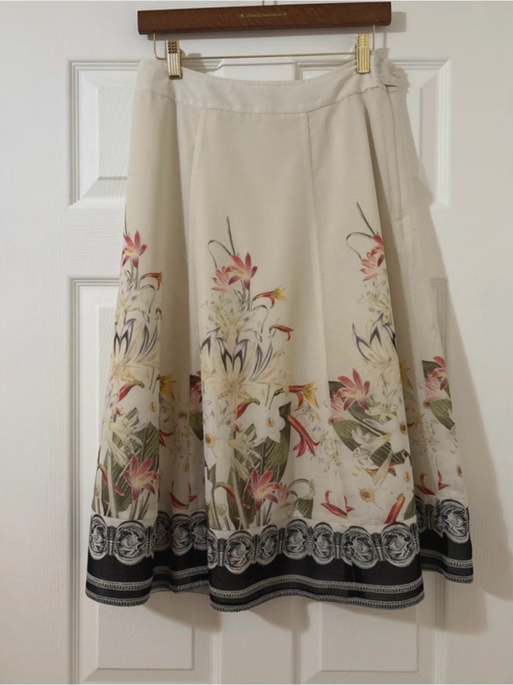 Soft Surroundings Cream Midi Skirt with Floral Border